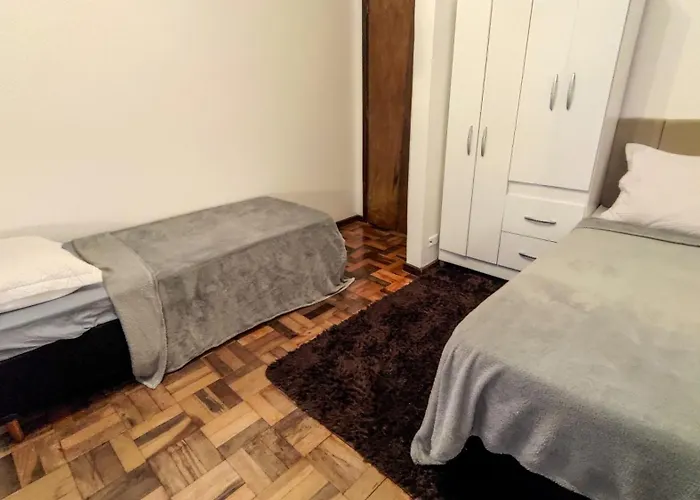 Quarto da Fê, central, perto de tudo o que você precisa!